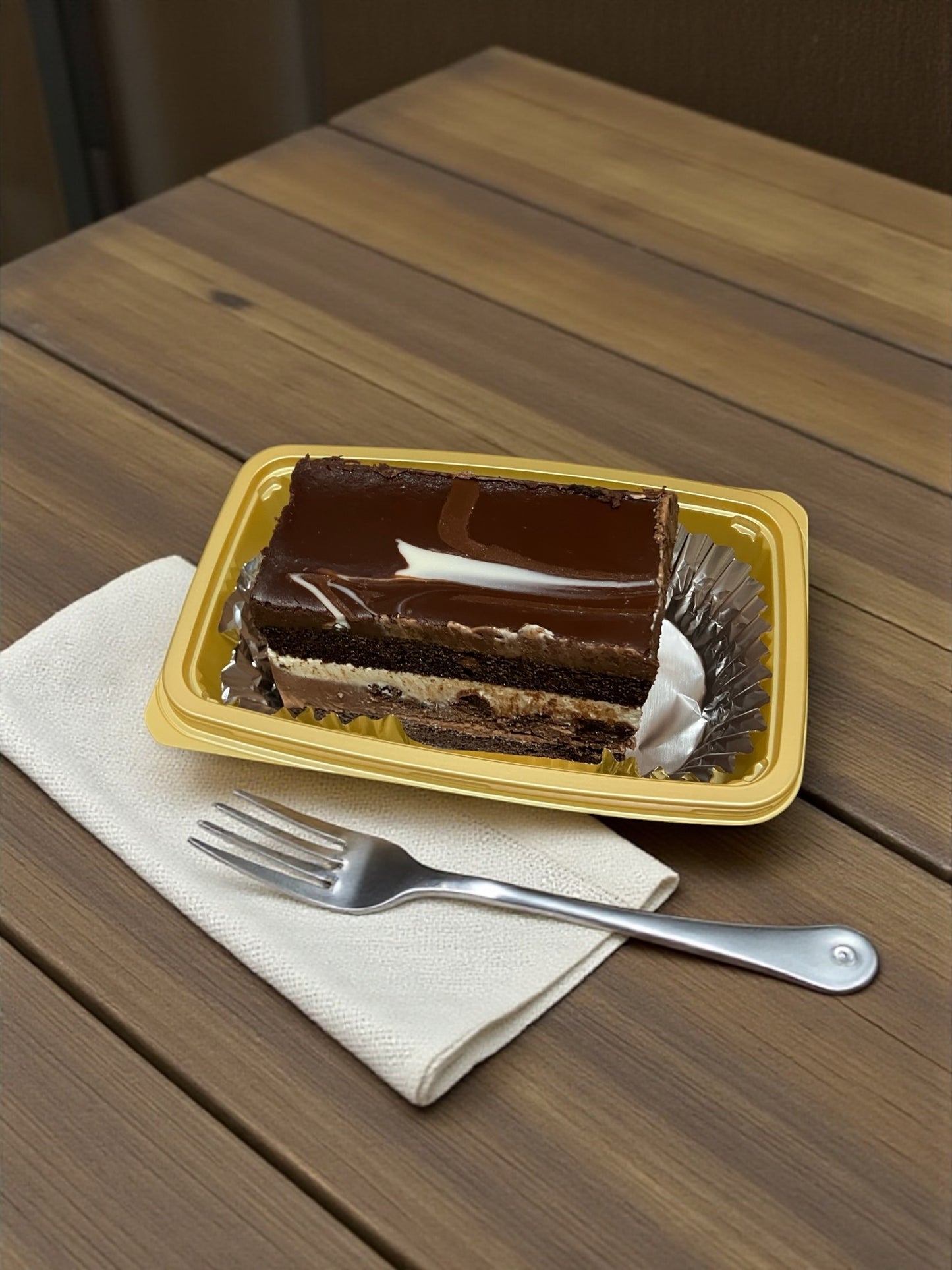 【ケーキ】《期間限定》タキシードケーキ 1.2kg 約30㎝ クォーターサイズ 2025年版 クリスマスシーズン コストコベーカリー商品