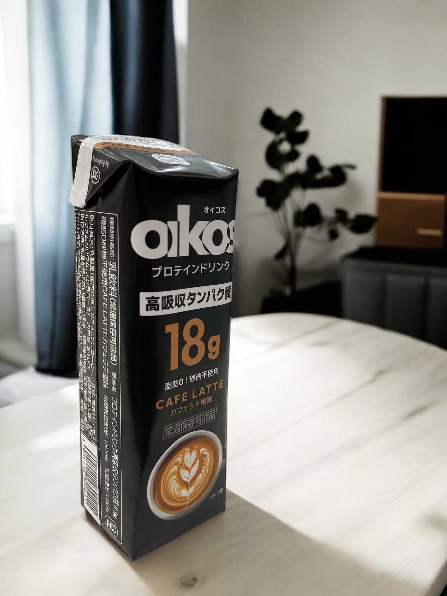 ダノン オイコス プロテインドリンク カフェラテ 風味 240mlパック飲料