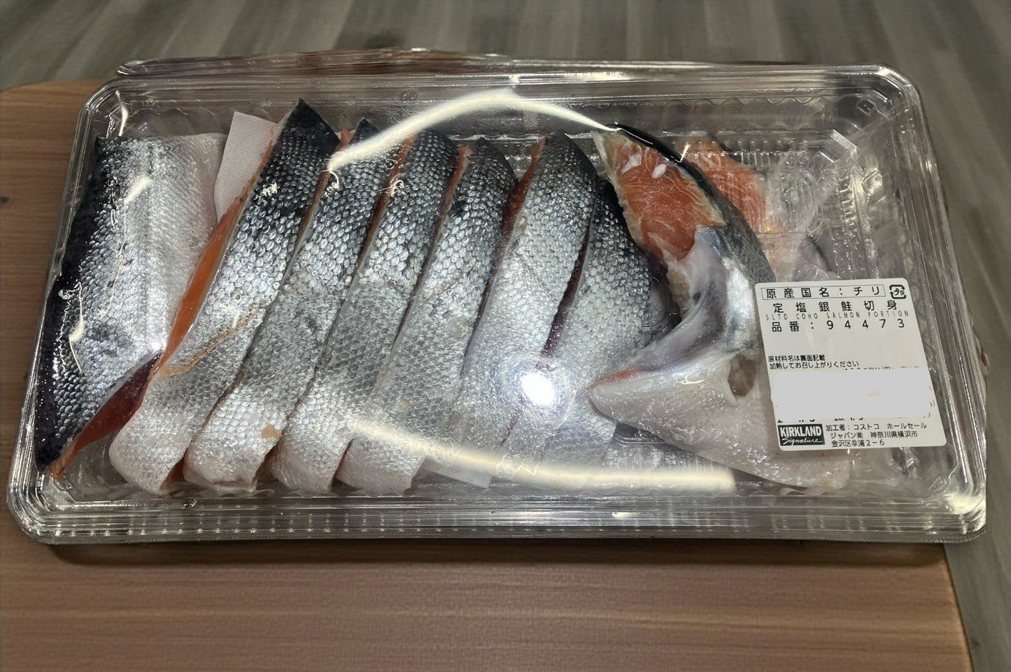 【冷凍商品】定塩銀鮭 切り身 ６～８切れ　約1000g  チリ産  鮭 シャケ サケ  サーモン  鮮魚