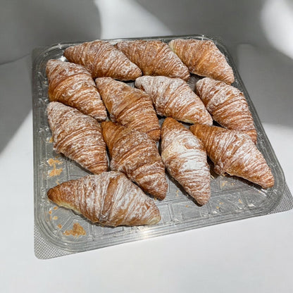 【パン】《期間限定》イチゴジャム入り ミニクロワッサン 12個入り　コストコベーカリー商品