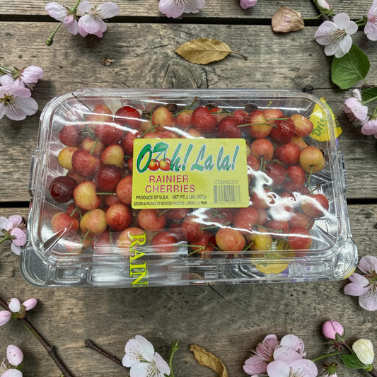 【果物 冷蔵商品】《期間限定》レイニアチェリー 900g  幻のさくらんぼ  RAINIER CHERRIES 2026年