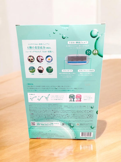 シック ハイドロシルク 敏感肌用 本体刀1個付＋替刃8個 Schick