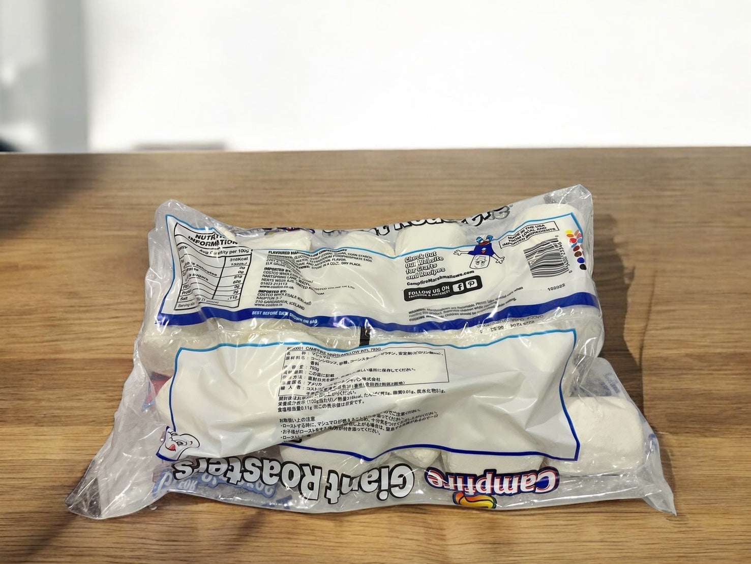 DOUMAK キャンプファイヤージャイアントマシュマロ793gパッケージ