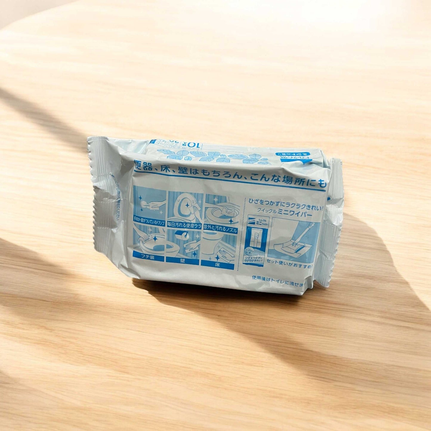 花王 トイレクイックル 10枚入 除菌 消臭 抗菌 ウイルス除去 厚手で丈夫なシート トイレ用そうじシート