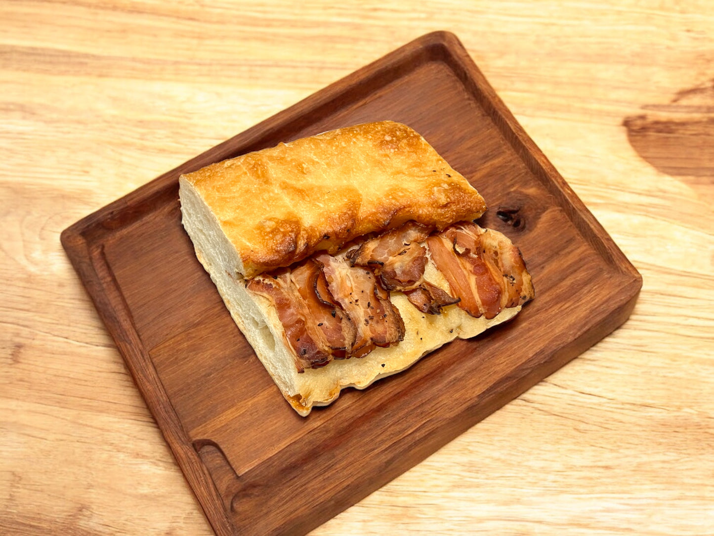 【パン】《期間限定》ベーコンバトン 　小分け販売  1/4カット  コストコベーカリー商品