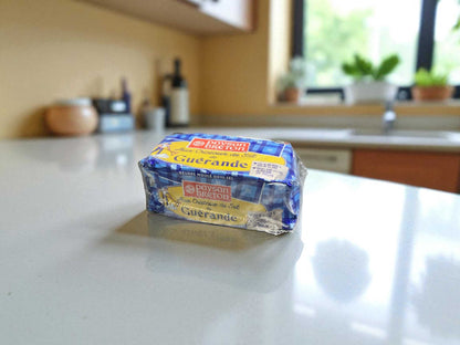 ペイザンブルトンのゲランド塩入りバター250gパッケージ