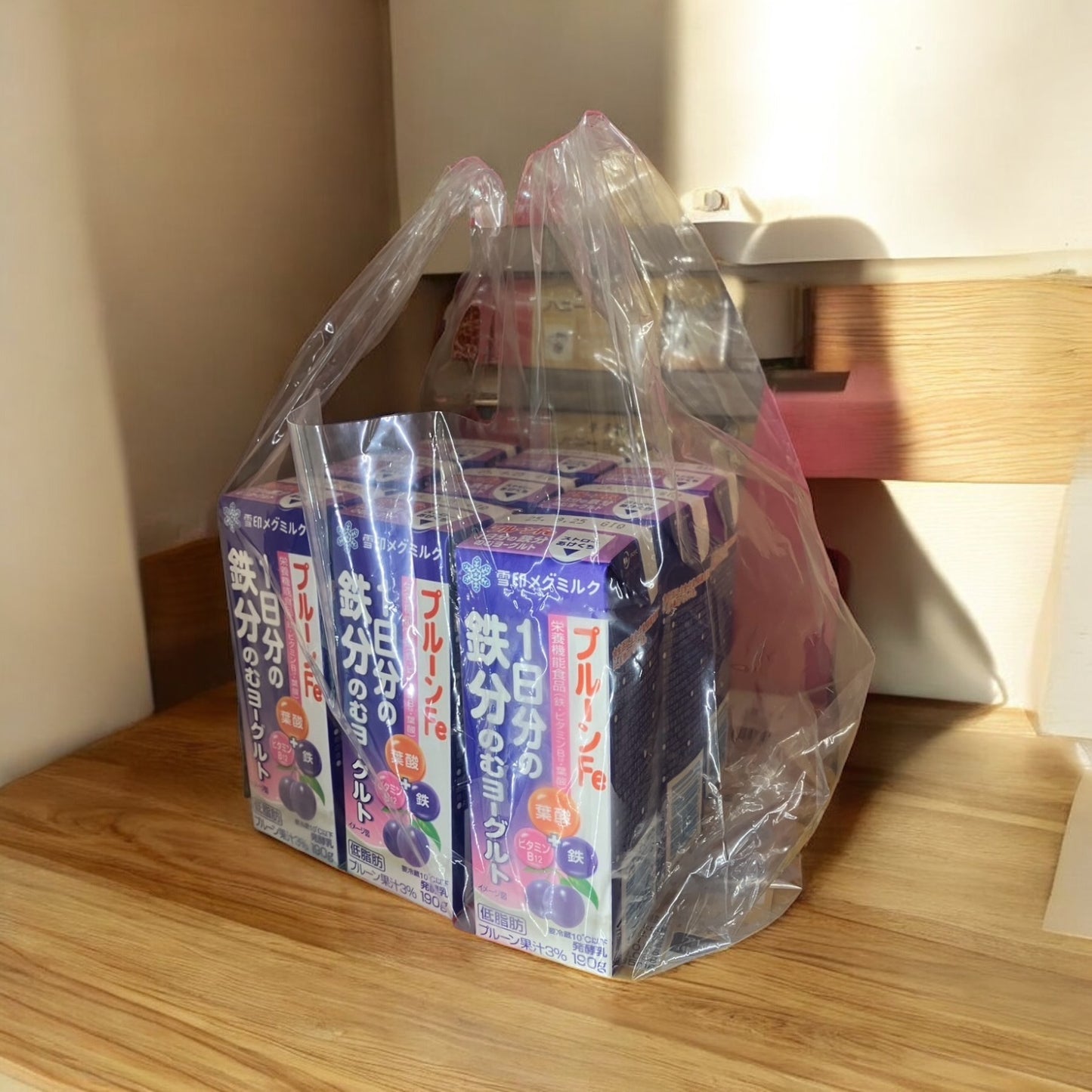 【冷蔵商品】雪印  メガミルク  のむヨーグルト プルーンFe  1日分の鉄分 190g × 9本