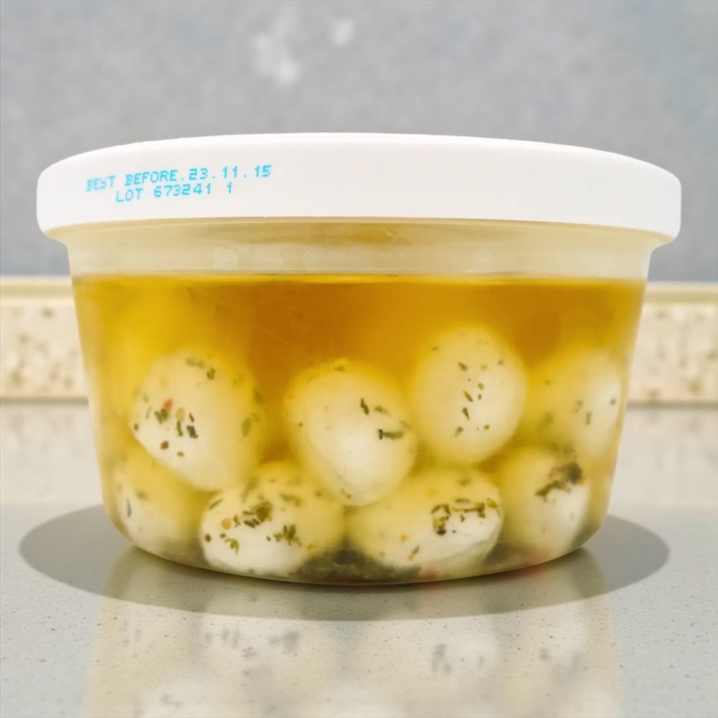 【冷蔵商品】FORMAGGIO モッツァレラチーズ ガーリックバジル マリネ 680g フォルマッジオ モッツアレラ