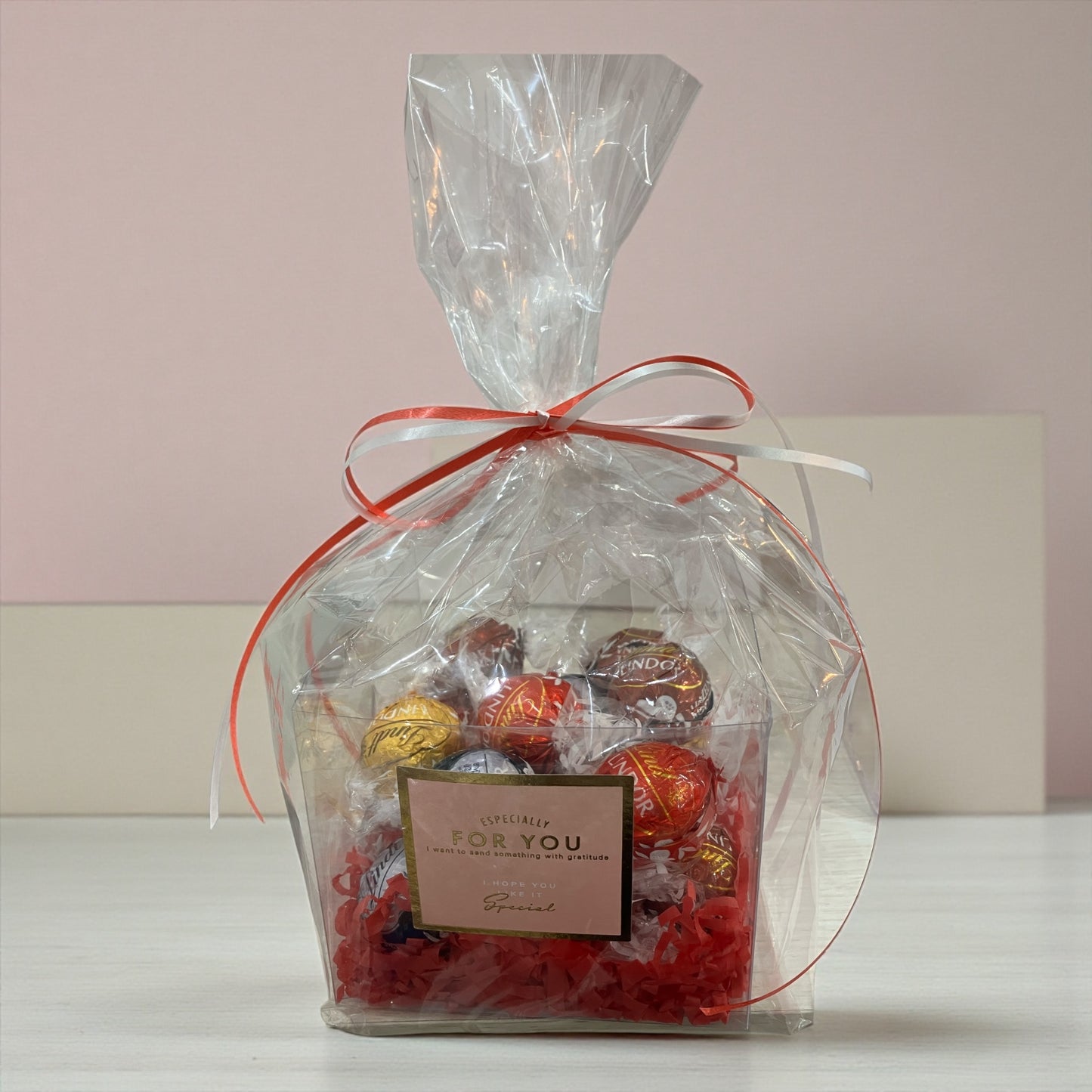 《期間限定 特別商品》小分け販売 リンツリンドール　ゴールドアソート  15個入り【定番人気】