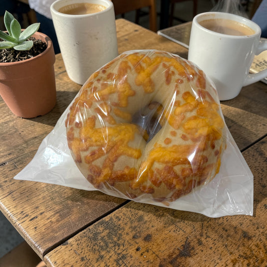 【パン】チーズ  ベーグル　2個入り 小分け販売　コストコ ベーカリー商品